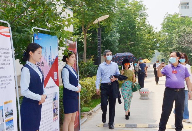 全国住建部领导莅临qianyi千亿平台（中国）集团郑州市第四十七中学项目视察指导